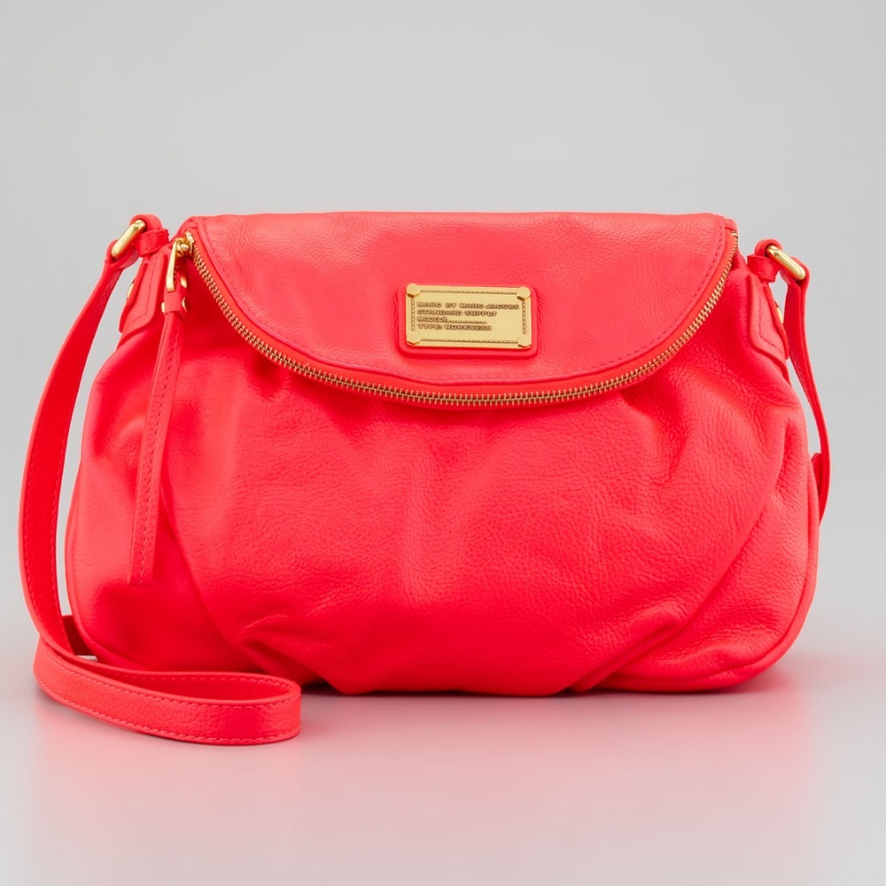 MBMJ Marc Jacobs Classic Q Natasha Cross Body Bag - HOT NEON Diva Pink